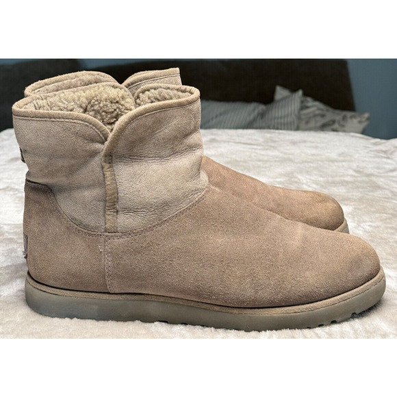 UGG Cory Suede Sheepskin Winter Ankle Boots Taupe Gray Womens Size 9 1013437 - Picture 1 of 10